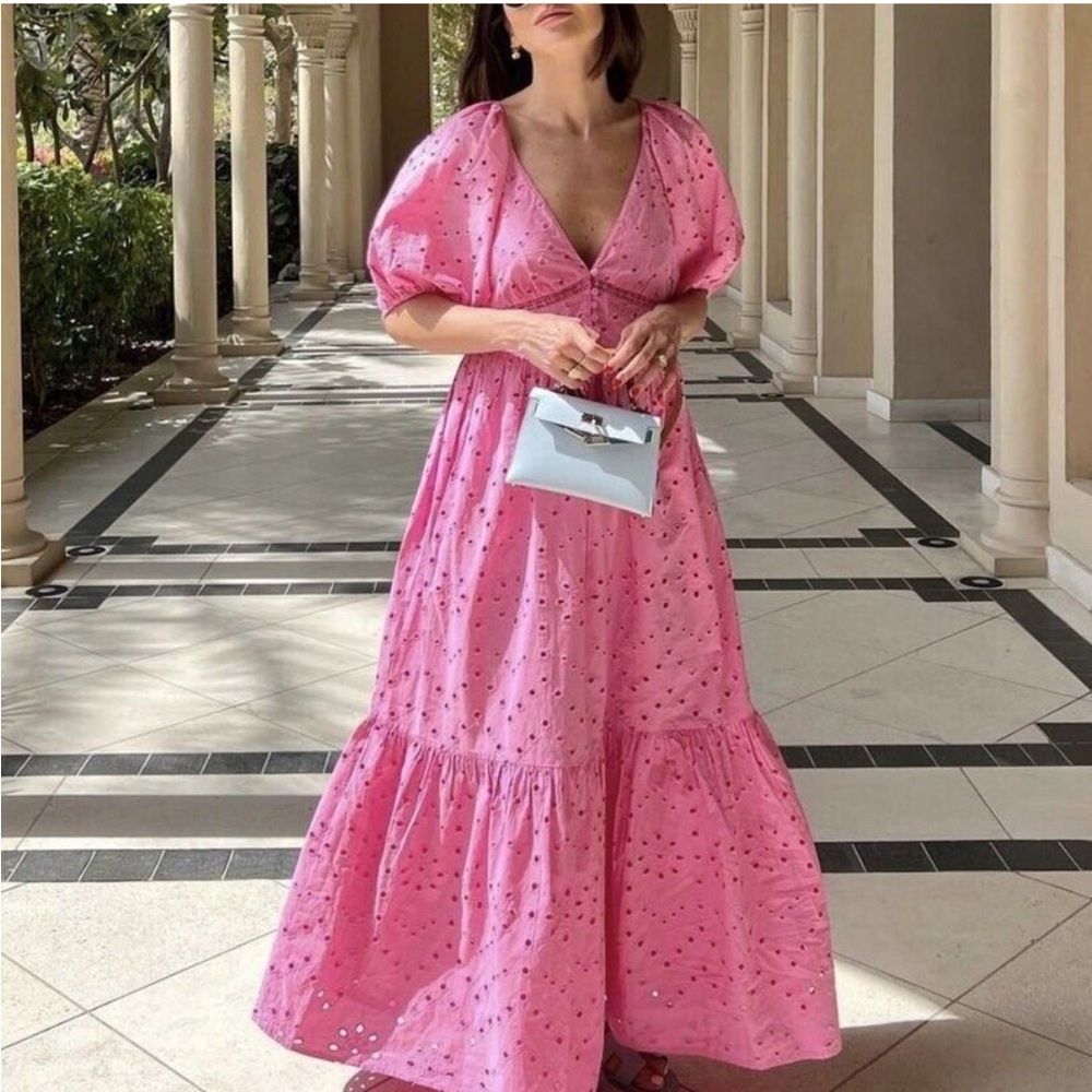 NWT | Zara Pink Openwork Embroidered Midi
V-neck Dress | Size M - Picture 3 of 13